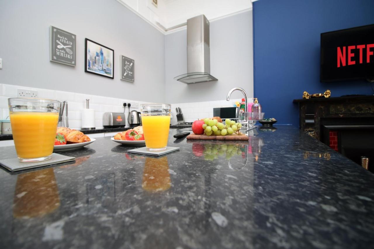 Sleek And Stylish 2 Bed In Clifton - Garden Apartment Bristol Exterior photo
