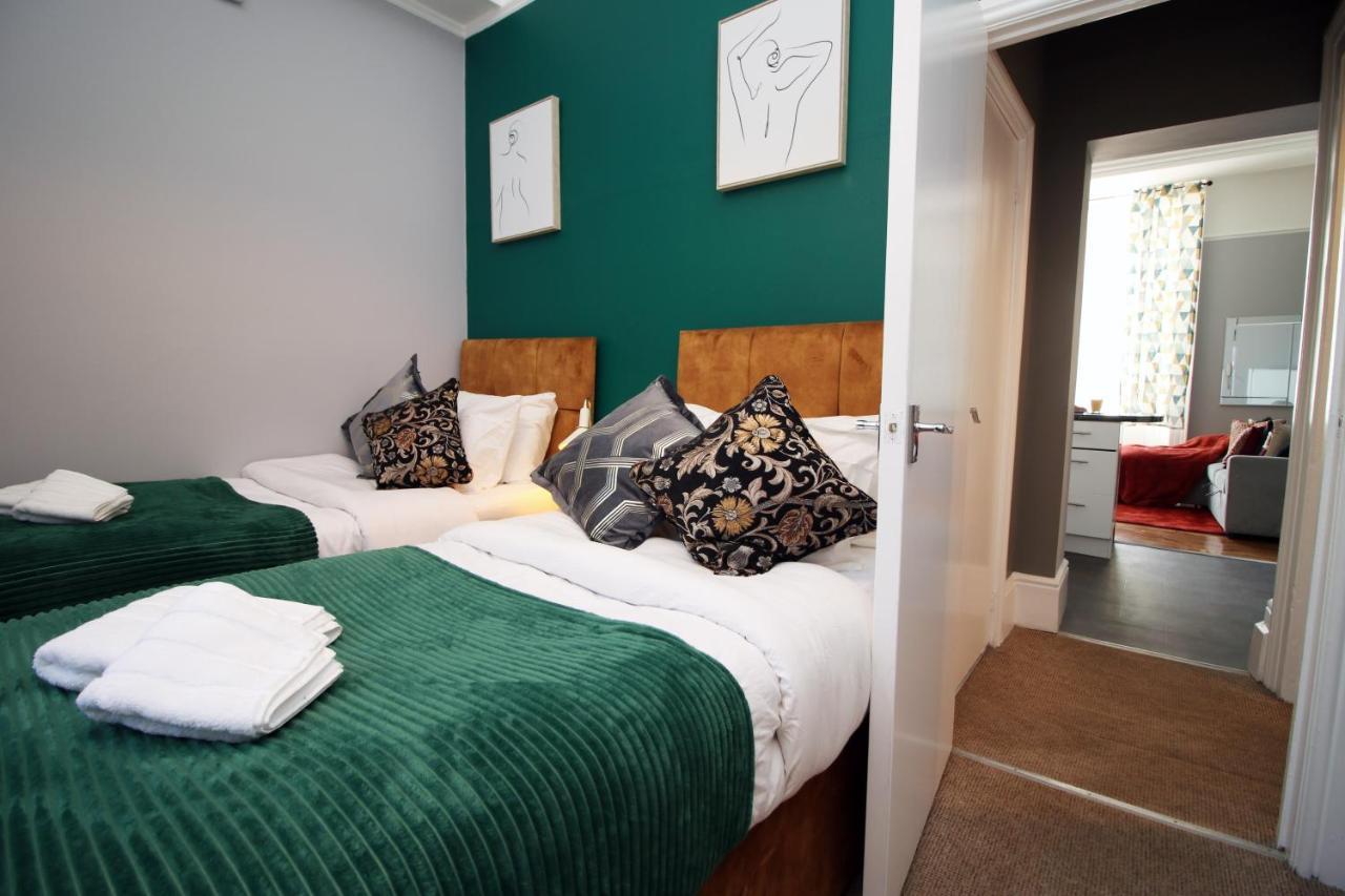 Sleek And Stylish 2 Bed In Clifton - Garden Apartment Bristol Exterior photo