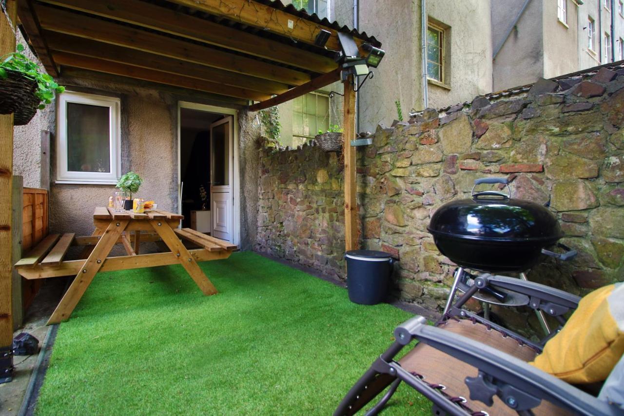 Sleek And Stylish 2 Bed In Clifton - Garden Apartment Bristol Exterior photo